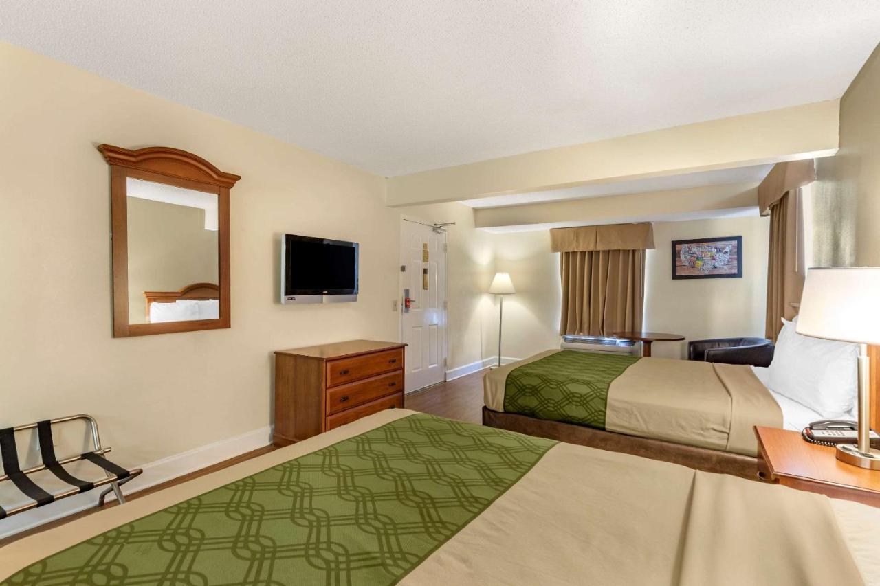 Econo Lodge Inn & Suites Lugoff Экстерьер фото