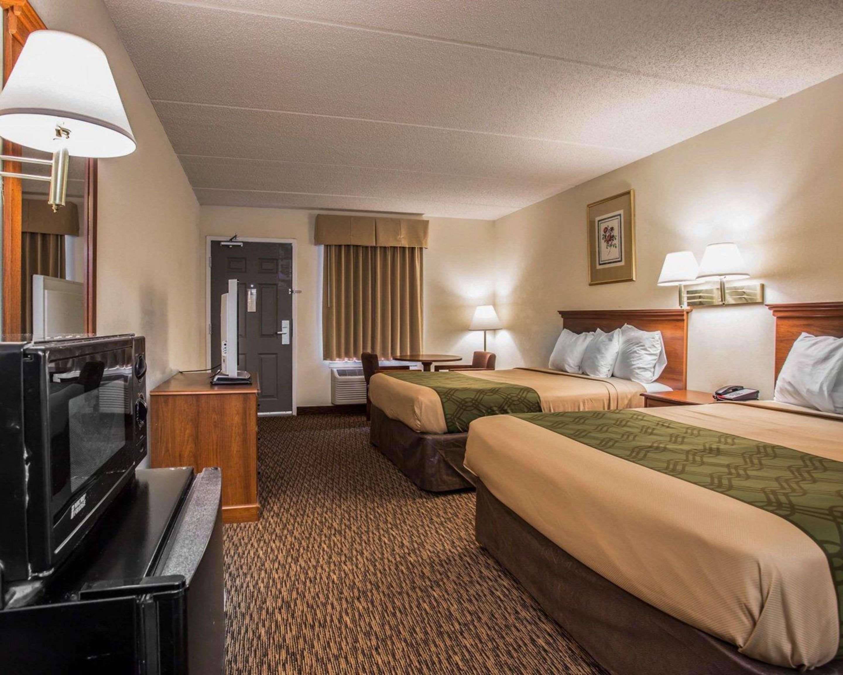 Econo Lodge Inn & Suites Lugoff Экстерьер фото