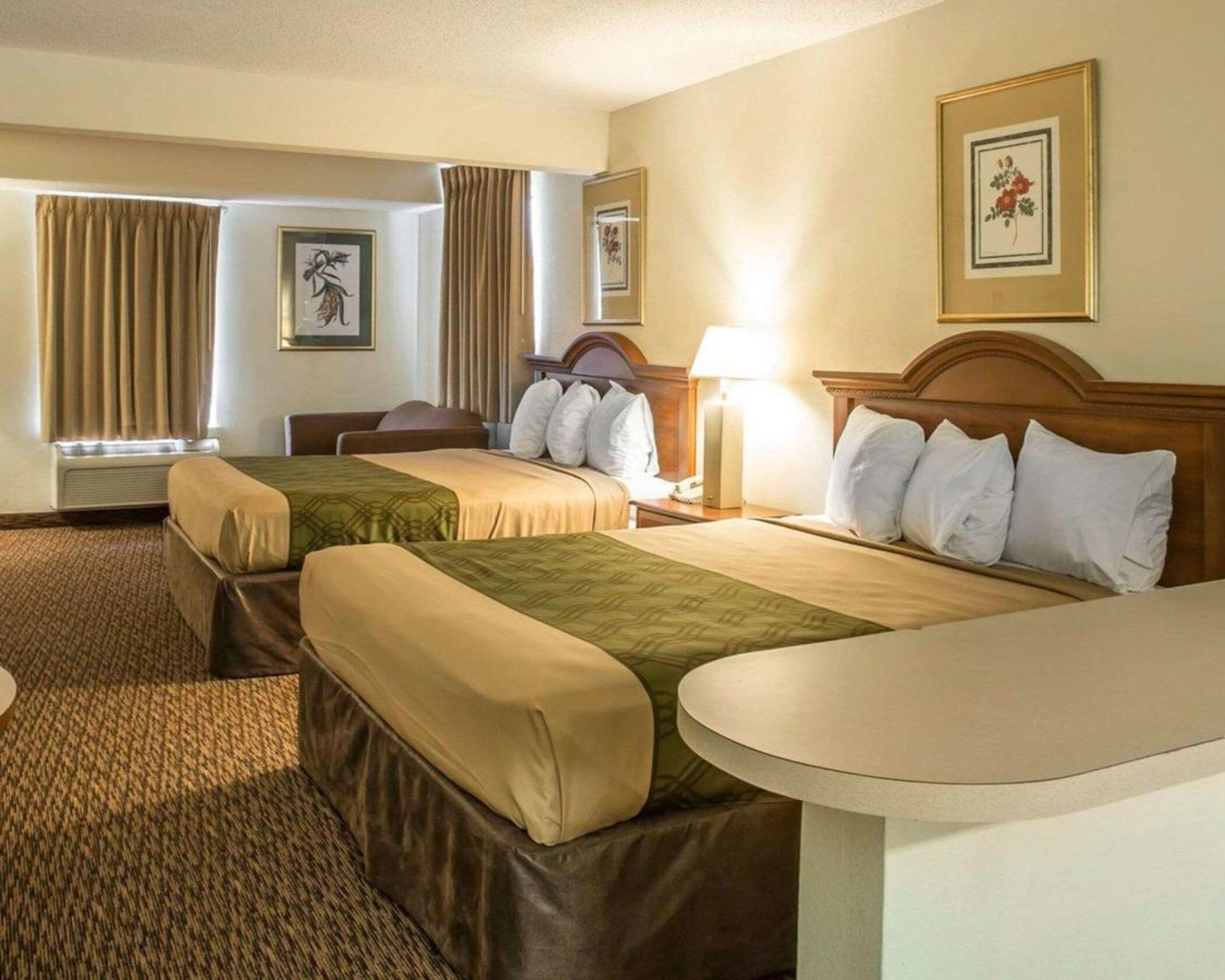 Econo Lodge Inn & Suites Lugoff Экстерьер фото
