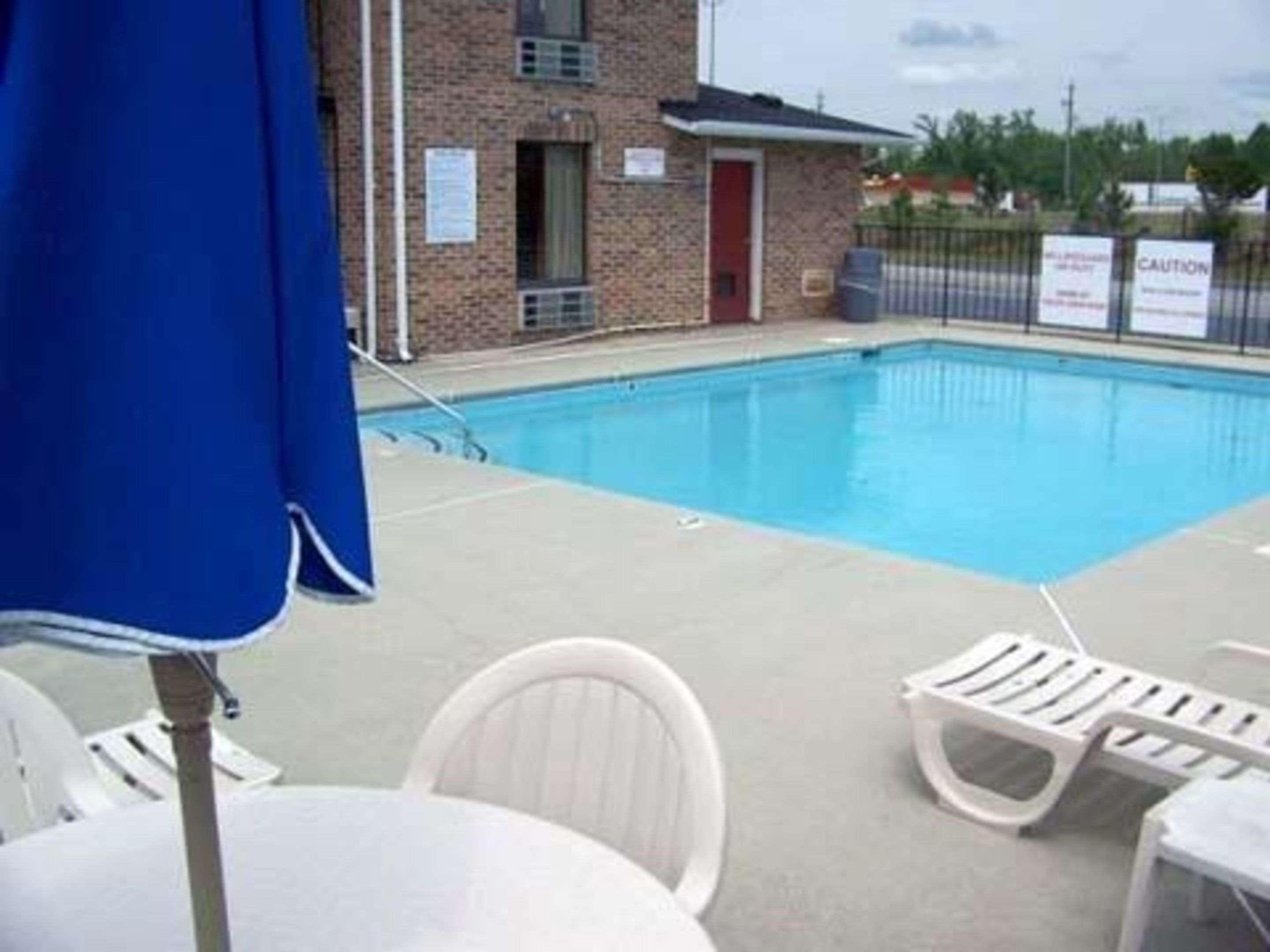 Econo Lodge Inn & Suites Lugoff Экстерьер фото