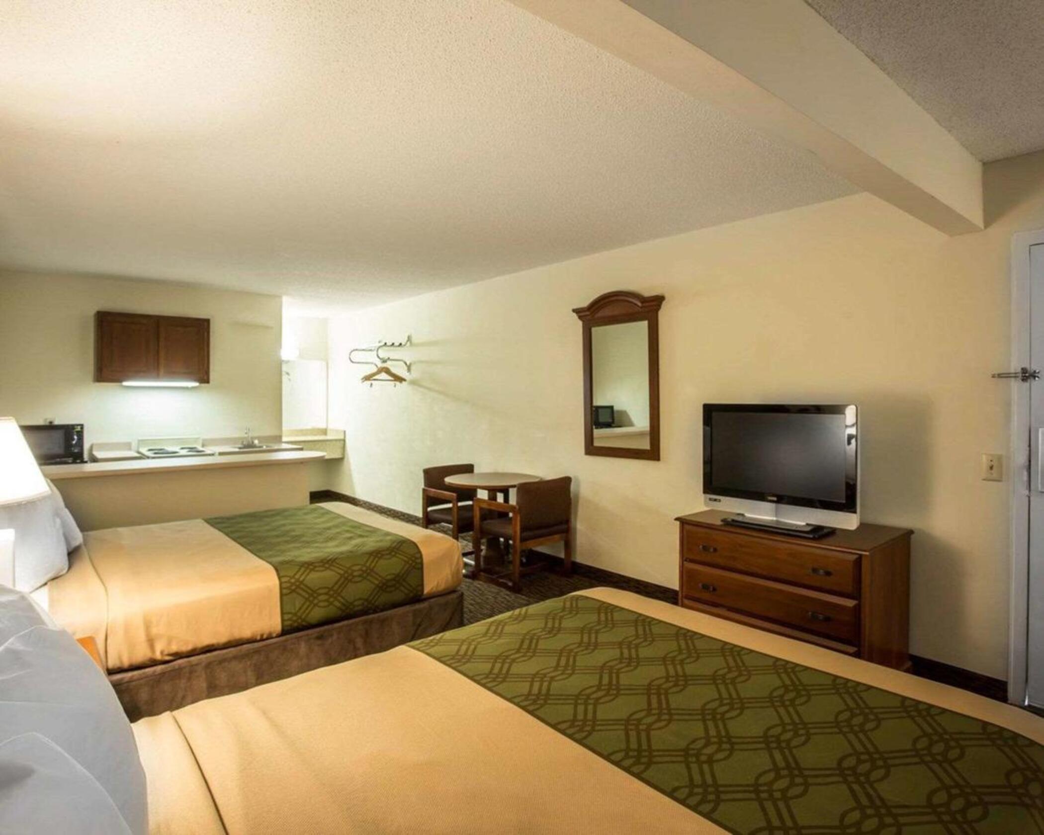 Econo Lodge Inn & Suites Lugoff Экстерьер фото