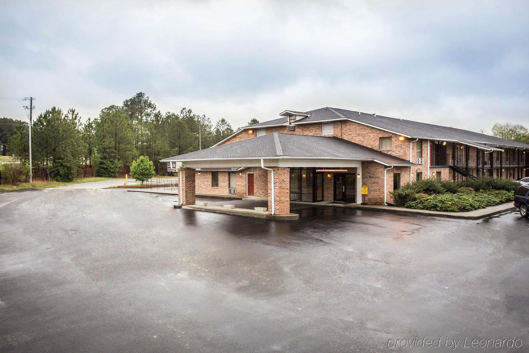 Econo Lodge Inn & Suites Lugoff Экстерьер фото